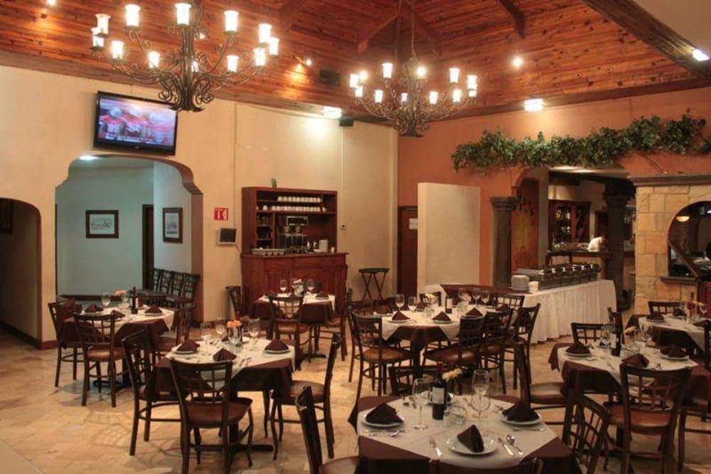 Hotel Suites El Paseo Ciudad Juarez Bagian luar foto