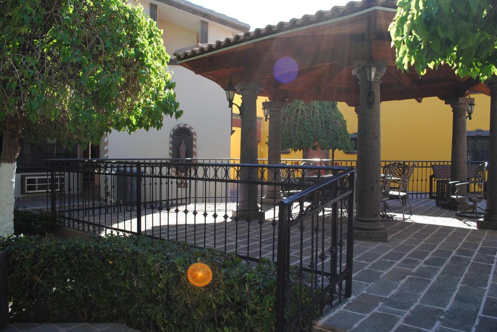Hotel Suites El Paseo Ciudad Juarez Bagian luar foto