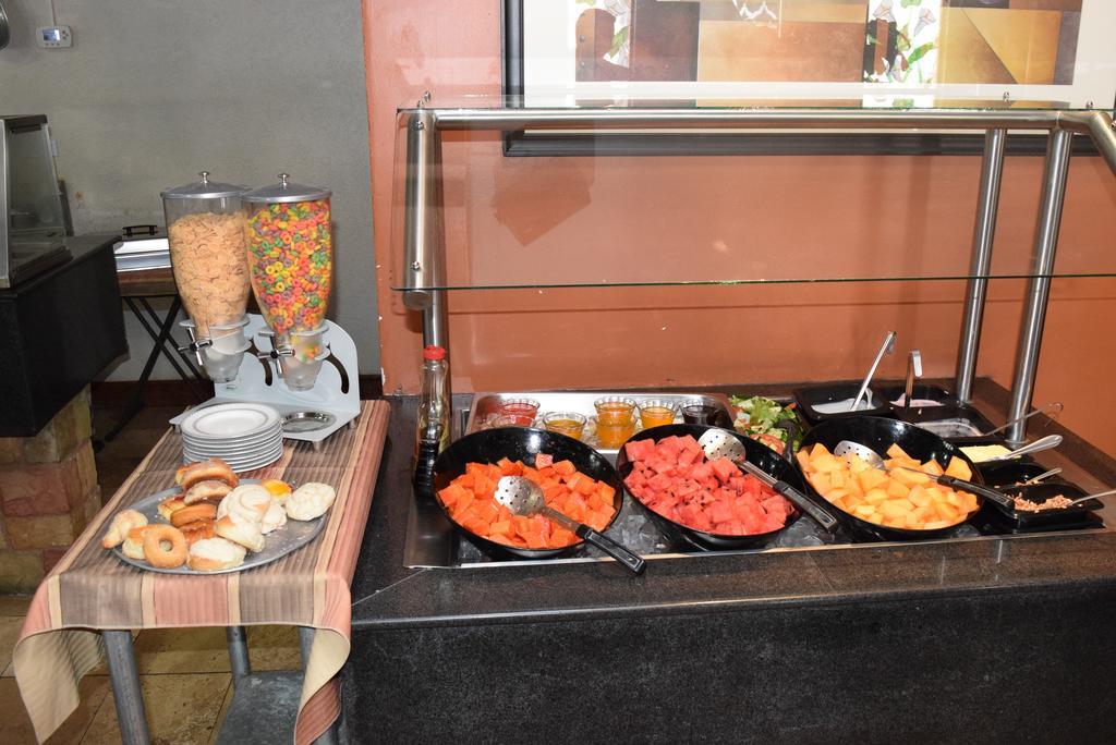Hotel Suites El Paseo Ciudad Juarez Bagian luar foto